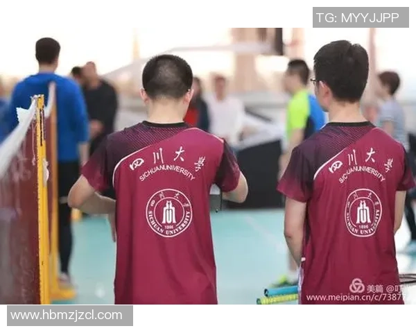 武汉羽毛球队与重庆羽毛球队赛后复盘分析双方状态与表现对比