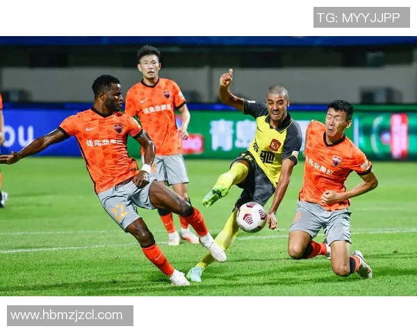 深圳足球队比赛经验引发热议球迷对球队表现的不同看法与争论